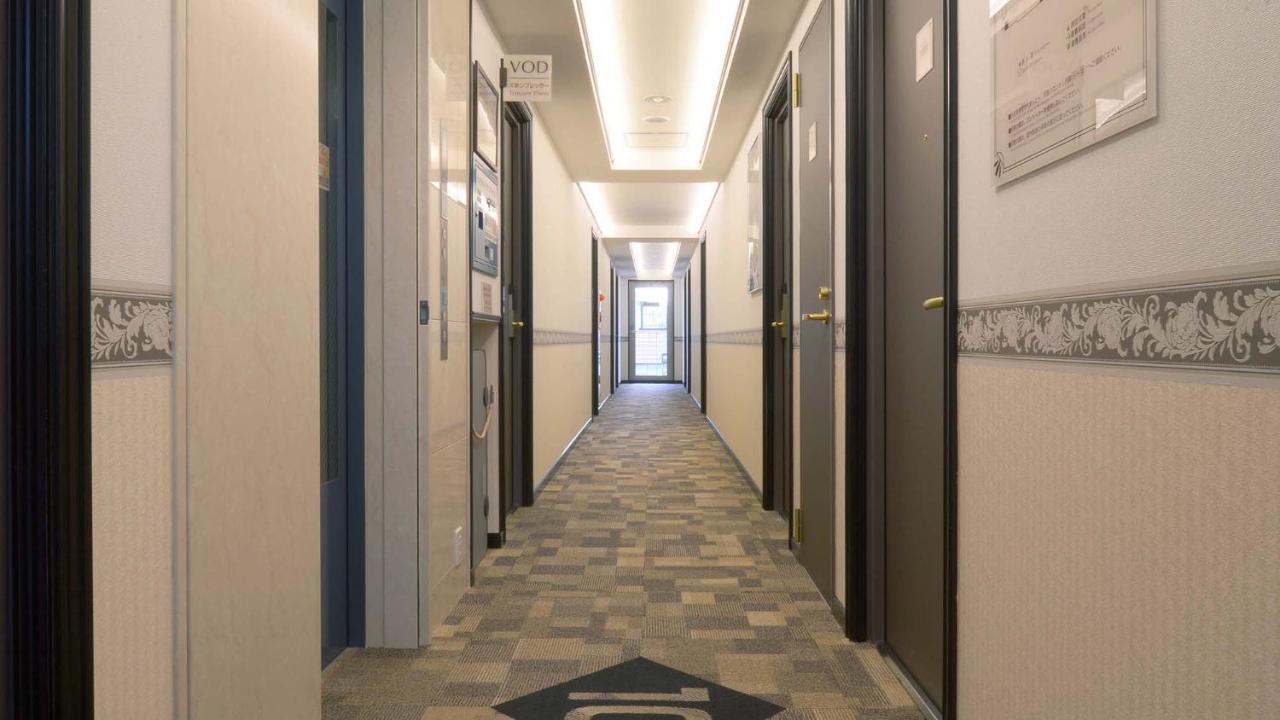 Toyoko Inn Tokyo Eki Yaesu Kita Guchi Exterior foto