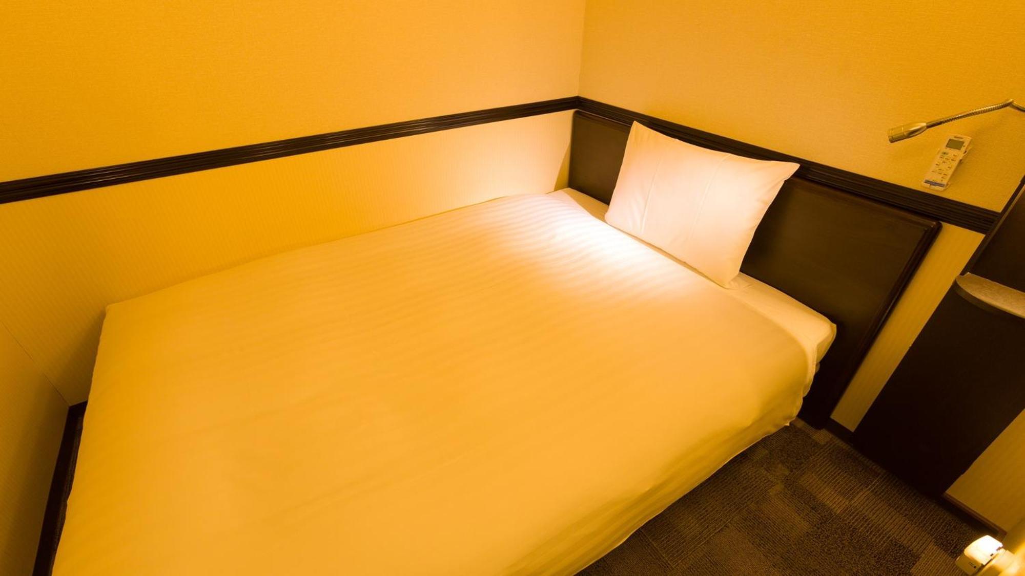 Toyoko Inn Tokyo Eki Yaesu Kita Guchi Habitación foto